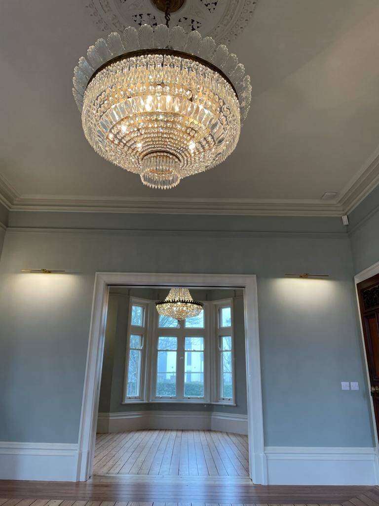 Closed-type Chandelier